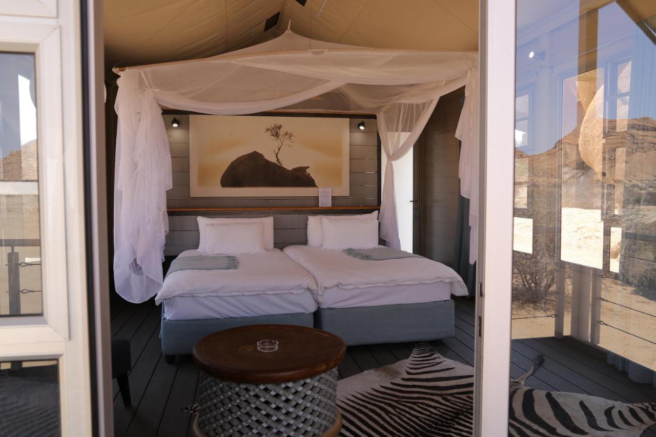 Spitzkoppen Lodge Usakos Экстерьер фото